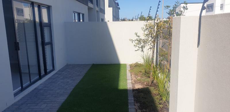 To Let 3 Bedroom Property for Rent in Sandown Western Cape